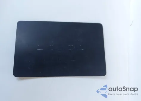 2025 Tesla Model Y Long Range Dual Motor All-Wheel Drive z USA, uszkodzony, nr VIN 7SAYGDEE9SF248703